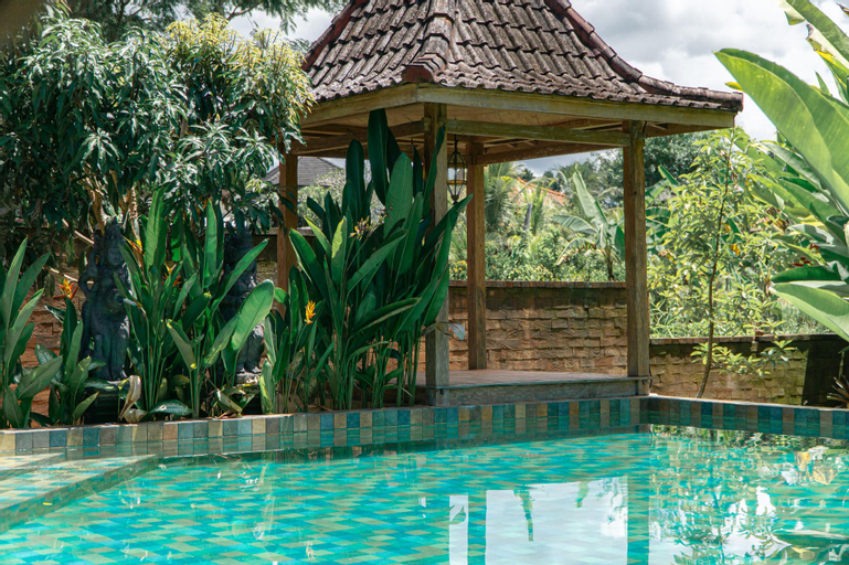 Swimming Pool 21