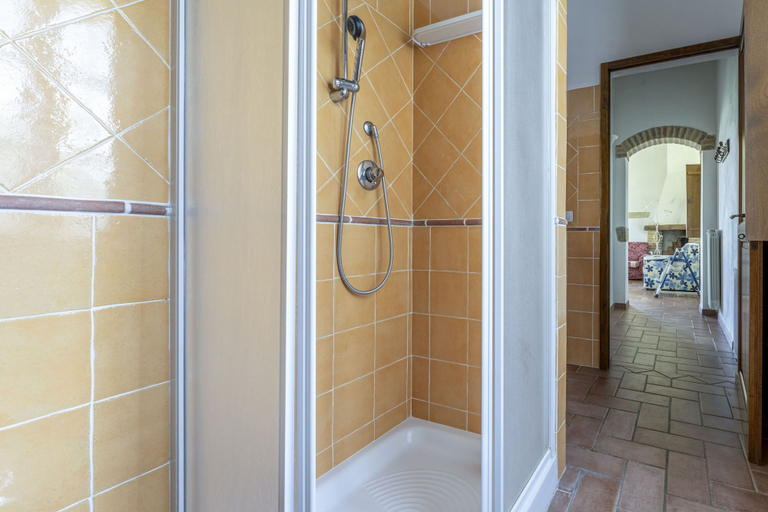 Bathroom 3, Marcigliana Cottage, Pool, Radicondoli, Siena