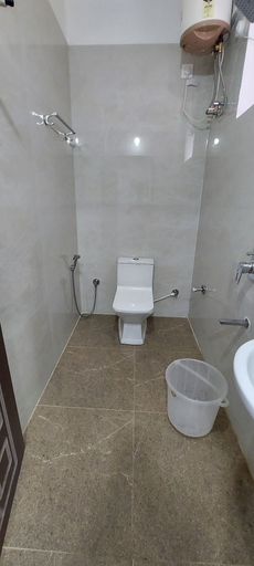 Bathroom 5, Golden Premier Hotel near SR Nagar, Ranga Reddy
