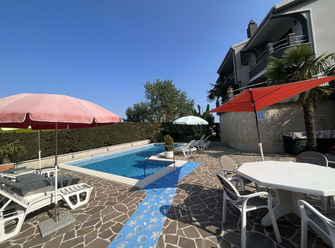 Sport & Beauty, Tranquil Spacious Villa With Private Pool, Matulji