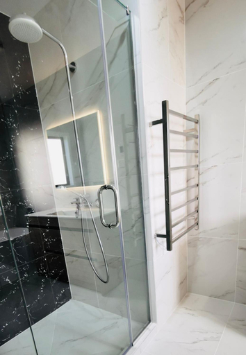 Bathroom 2, Flat Bush Private Ensuite - 2 Nights Special, Manukau