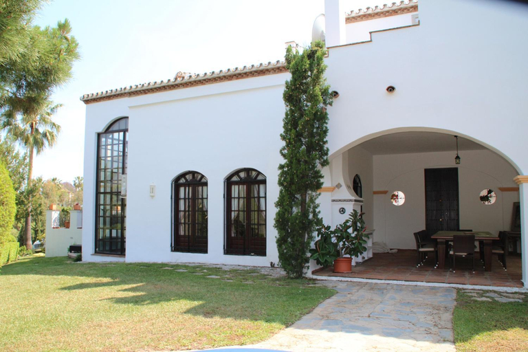 Exterior & Views 1, Paradisiacal Villa in Benahavis with Jacuzzi and Private Pool, Málaga