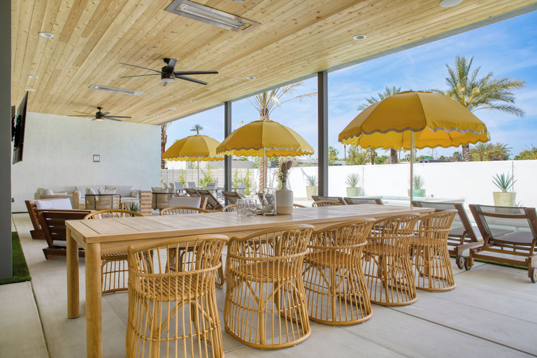 Food & Drinks 5, The Reserve at Polo Villas by AvantStay, Riverside