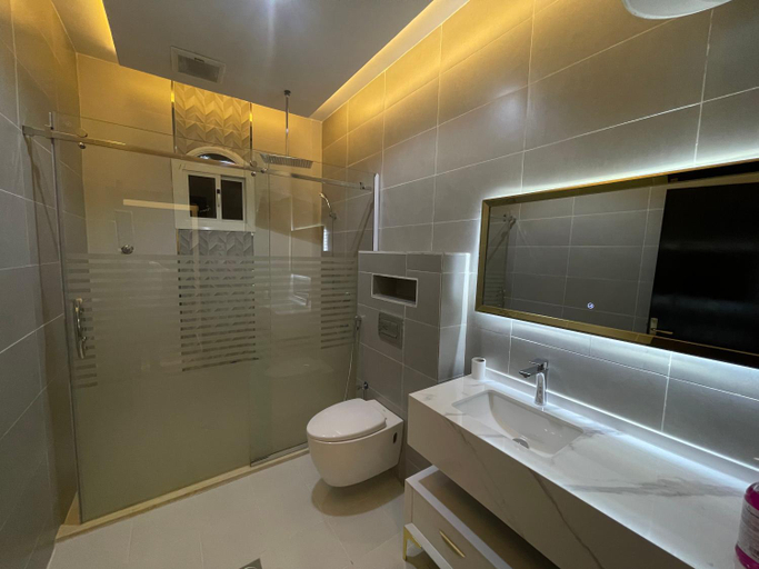 Bathroom, Luxury OVO Roof Villa, Taif