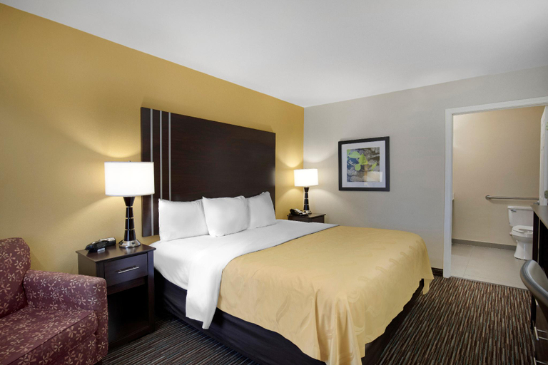 Bedroom 3, Quality Inn Seneca US-123, Oconee