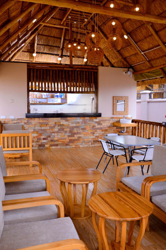 Food & Drinks 3, Pelican Lodge & Marina, Entebbe