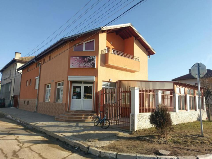 Exterior & Views, Стаи за гости Елени, Samokov