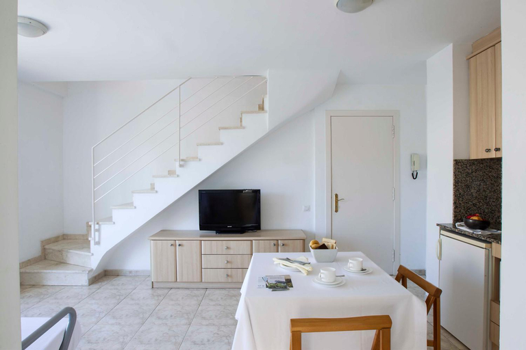 Others 5, Apartaments La Torreta, Tarragona