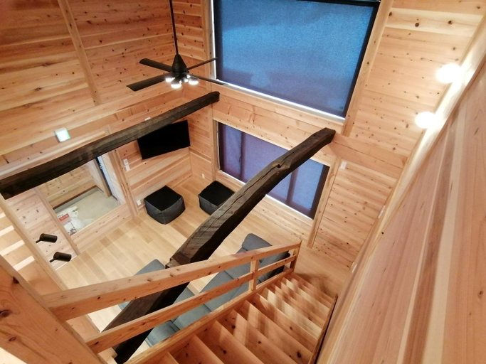 Others 2, Tombi Lodge, Myōkō