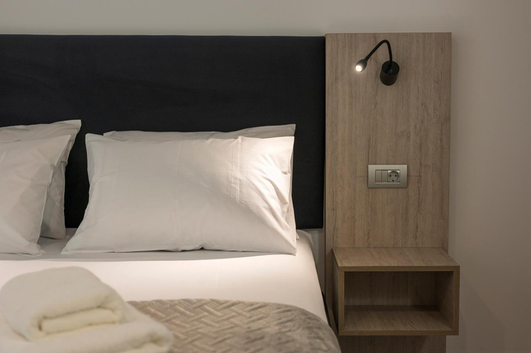5, Quarters Luxury Apts, Crete