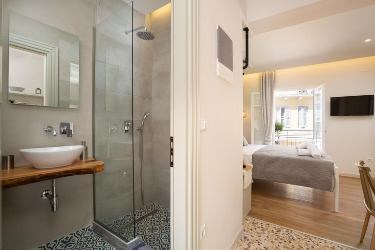 Shower 4, Kamara Old Town Studios, Ionian Islands