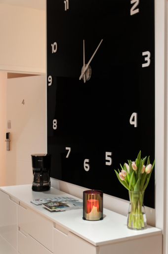 Others 2, B&B Concept, Zagreb
