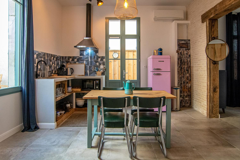 Others 3, Welcom Apparts-chic et intimiste-100m du Port, Gironde