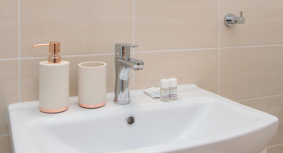Bathroom 3, Apartments Elleon Piran, Piran