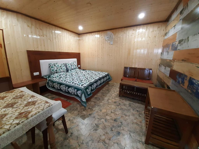 Bedroom, Trishul Orchard Resort, Nainital