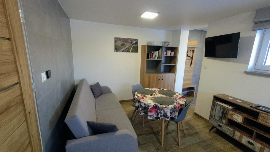Others 3, Przystanek Tykocin - apartamenty goscinne, Białystok
