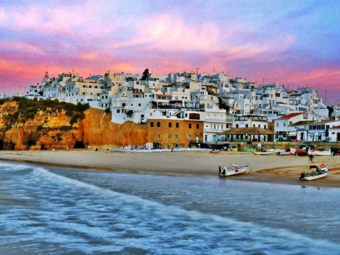View 4, Albufeira Apartments, Albufeira