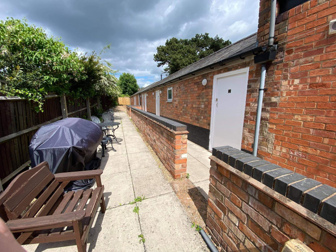 Others 5, The Plough Inn Wigston, Leicestershire