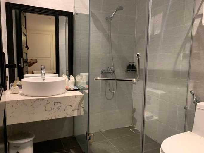 Bathroom 5
