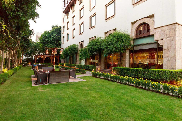 Exterior & Views 2, Islamabad Serena Hotel, Islamabad
