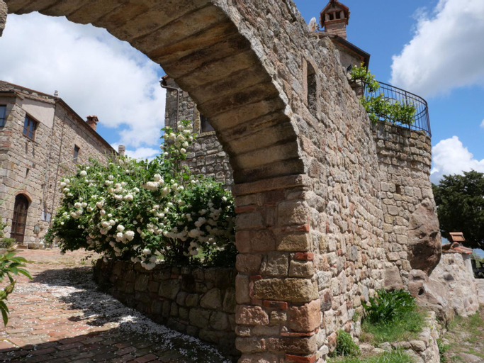 Apartment Torretta - Borgo la Civitella by Interhome, Grosseto