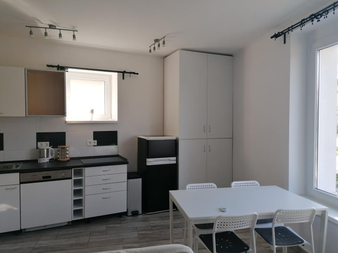 Others 2, Cuki Apartmanok, Dombóvár