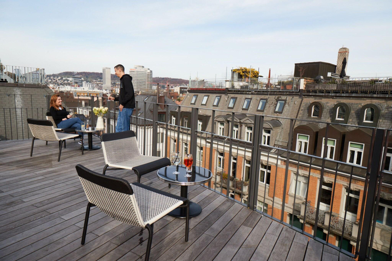 Exterior & Views 19
