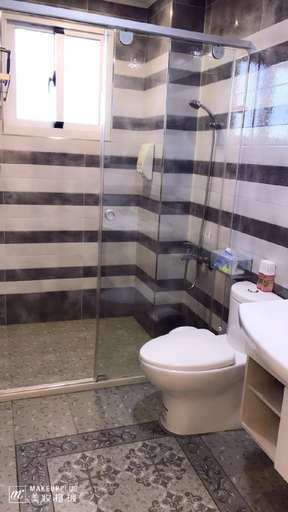Bathroom 5, Fong Sin Zih BnB, Penghu