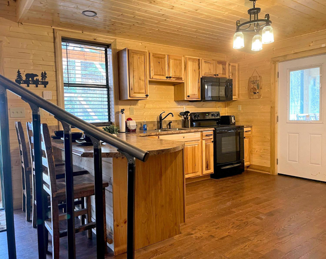 Others 1, Gatlinburg - Honeymoon Hideaway, Sevier