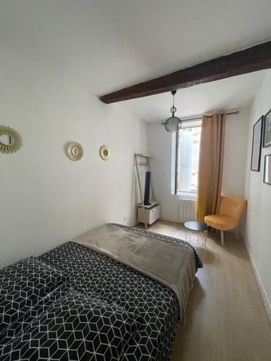 Bedroom 2, Sweet Discovery & Jungle, Cher