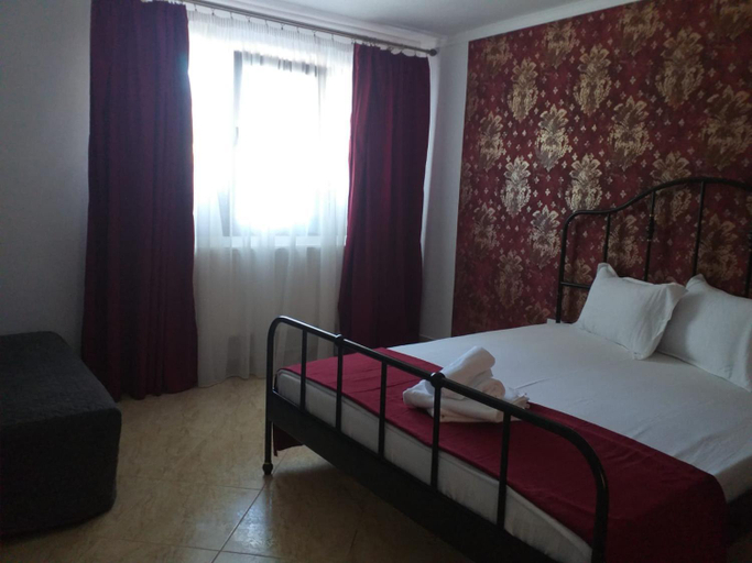 Others 4, Casa Marronne, Costinesti