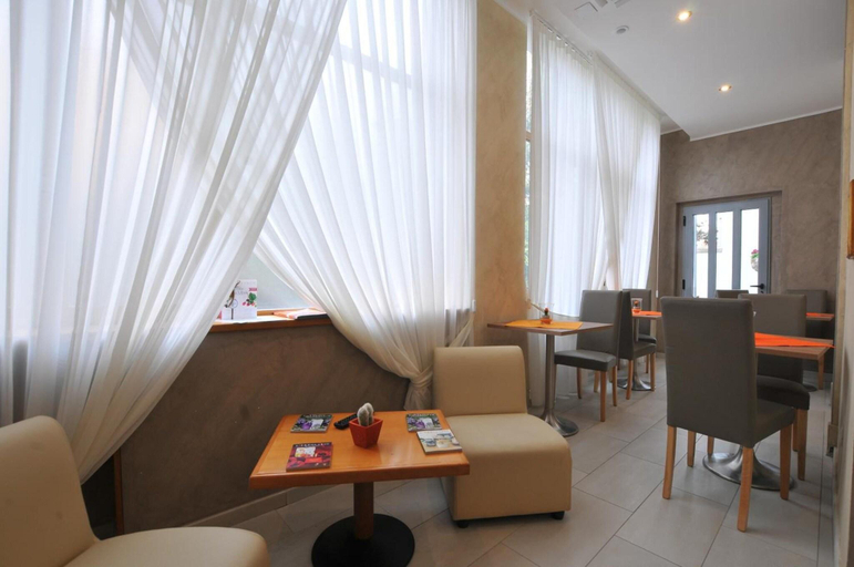 Public Area 4, Hotel Montecarlo, Milano