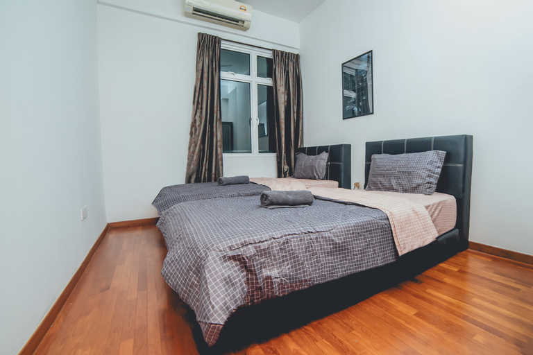 Grandview Scenic Charm 3BR8pax midvalley Pooltable, Johor Bahru