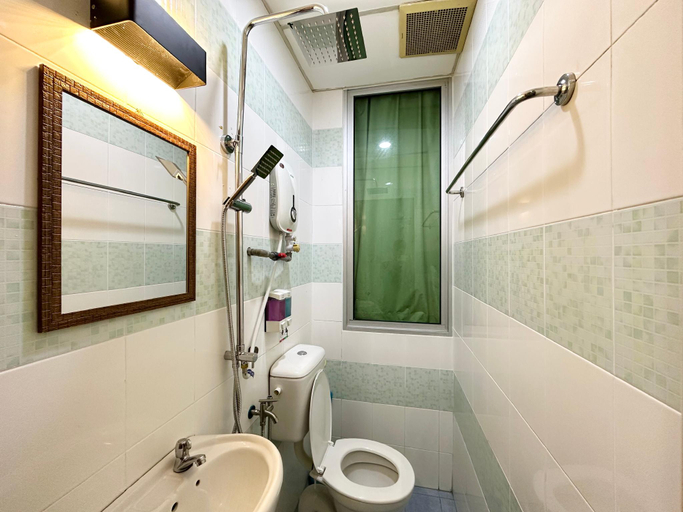 Bathroom 1