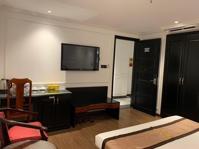 Bedroom 9