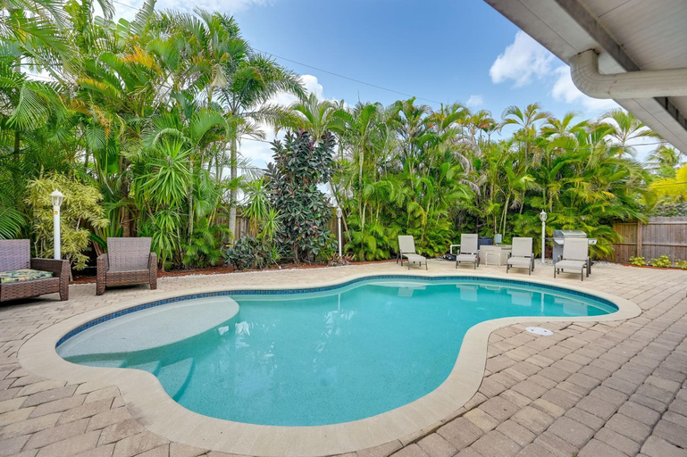 Others 2, ‘Pelican Nest’, Tropical Naples Villa w/ Pool, Collier