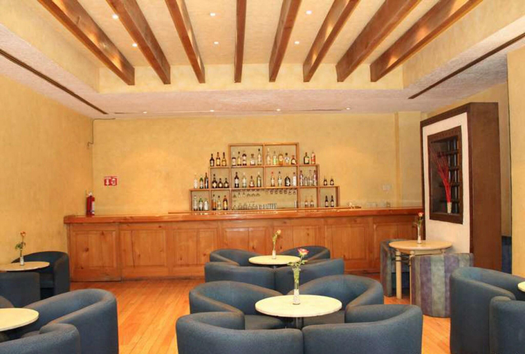 Food & Drinks 4, Sevilla, Tultitlán