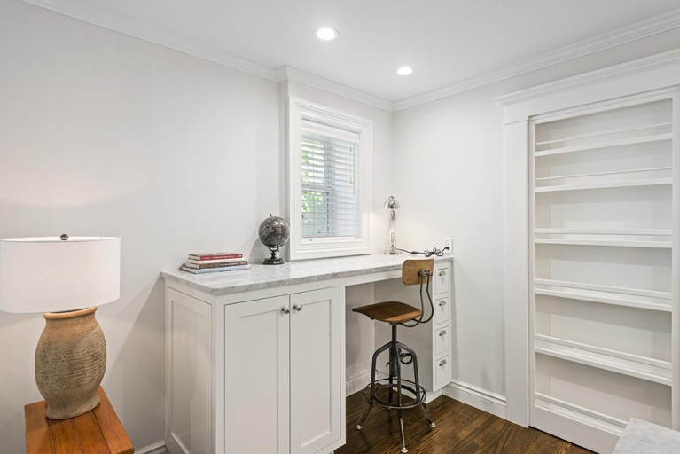 Others 5, Garden Level Flat in 1885 Queen Anne Victorian Cottage in Alameda, Alameda
