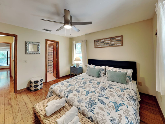 Bedroom 3, Beach Paradise, Saint Johns