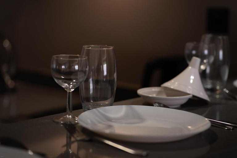 Food & Drinks 4, Luxoria by ShortStayMaroc, Studio Moderne et Chic, Parking, Quartier Central, Casablanca