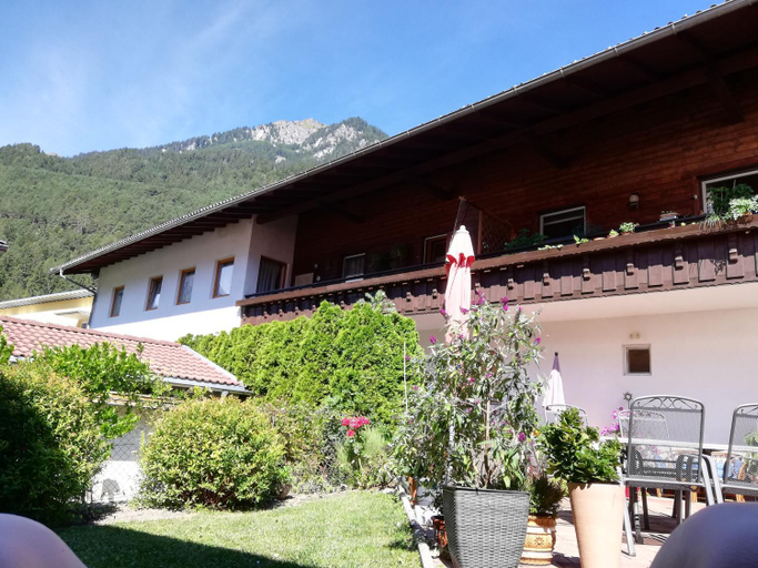 Others 3, Tirol Apart Barbara, Landeck