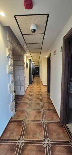 Others 5, Vineam Hotel, Zaragoza