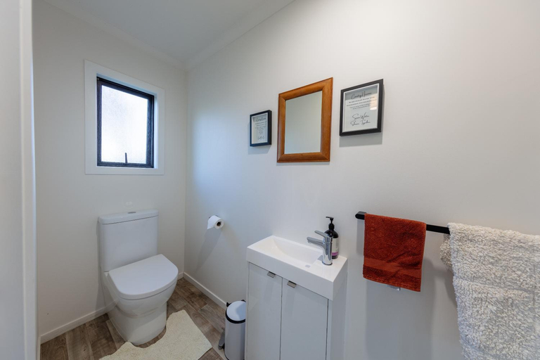 Bathroom 3, Country Nirvana, Whangarei