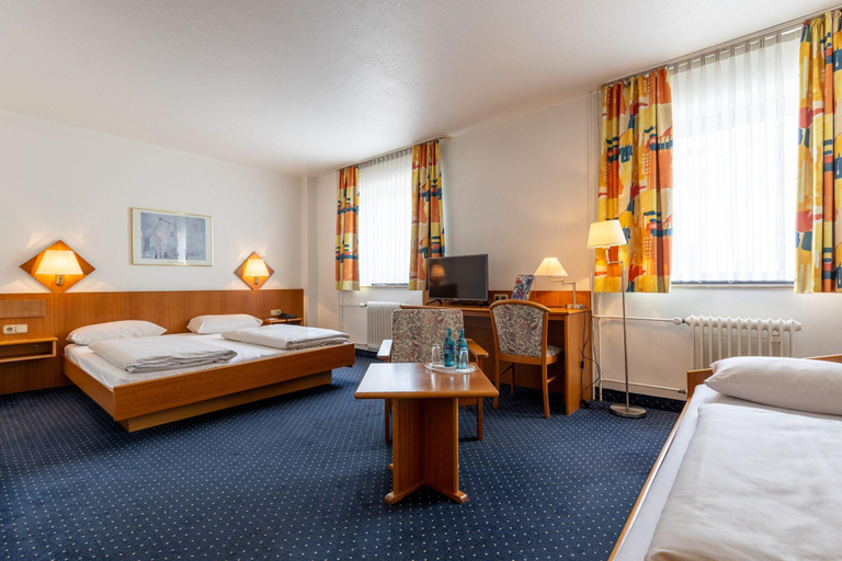 Bedroom 3, Trip Inn Frankfurt Airport Rüsselsheim, Groß-Gerau