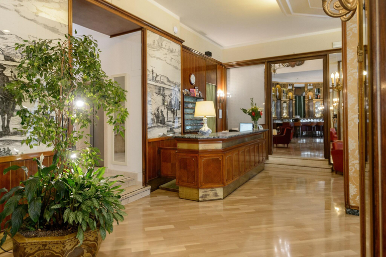 Public Area 4, Hotel Continental, Treviso