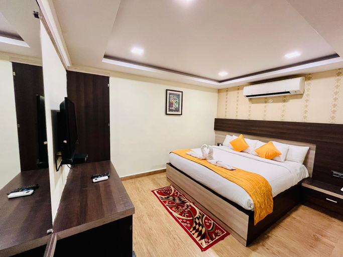 Bedroom, Shankar Bhavan by Vinayak Hotels, Berhampur, Ganjam