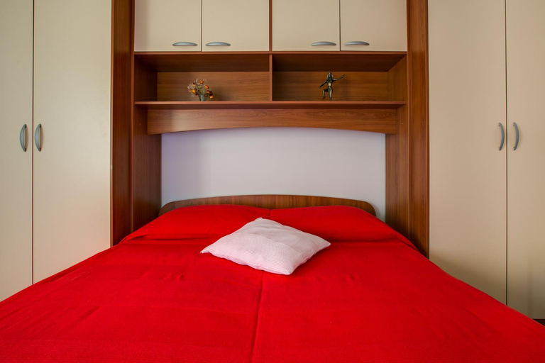 Bedroom 2, Apartments Gracijela, Pula