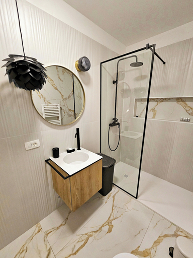 Bathroom 2, Ocean Dream Apartment, Piran