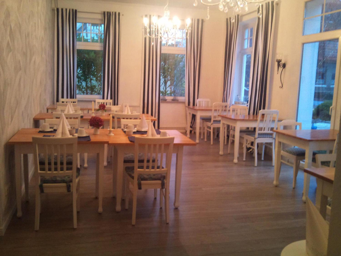 Food & Drinks 4, Haus Strandburg, Friesland