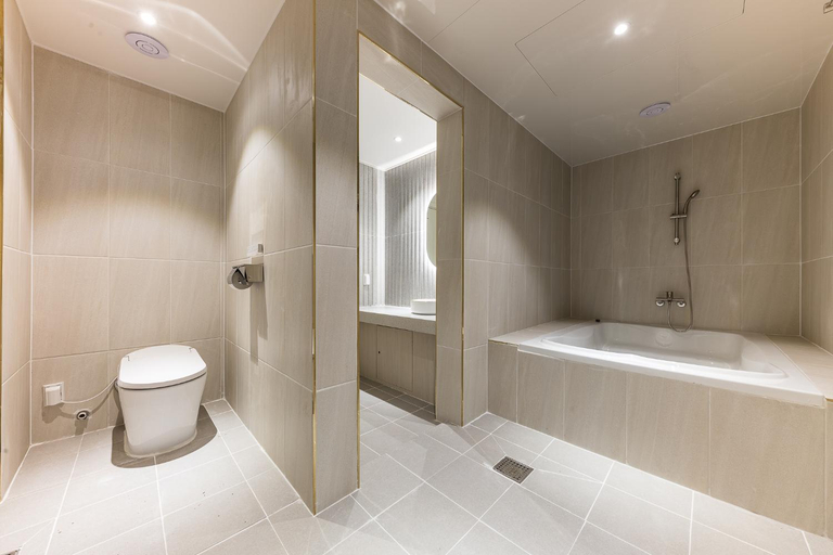 Bathroom 5, Hotel Lium, Cheonan